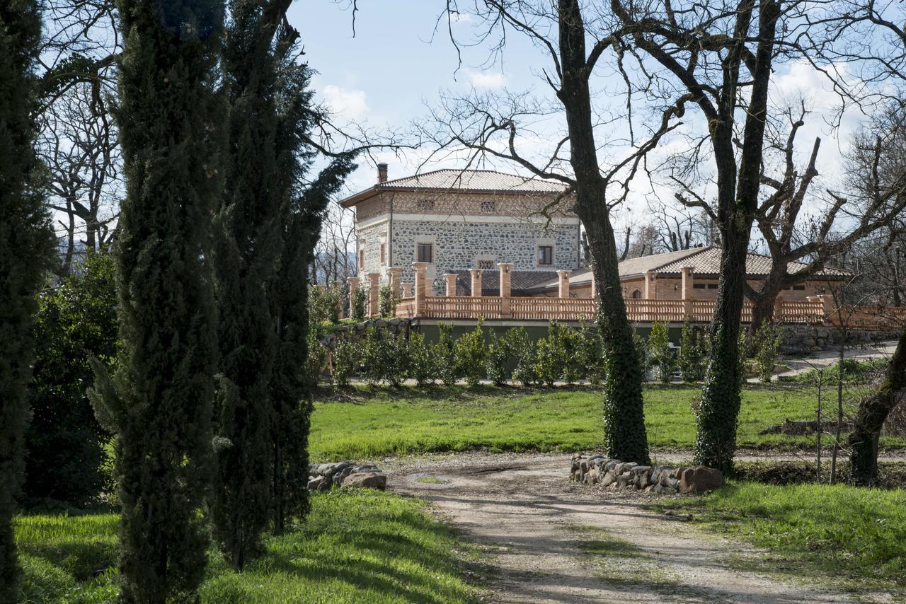 La Tenuta Di Trimalcione Pofi Kültér fotó