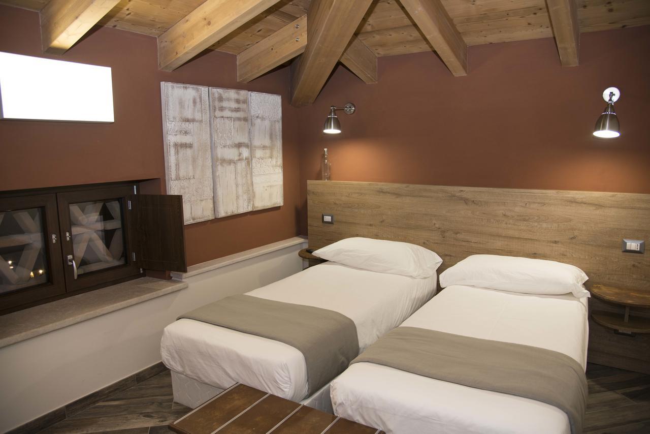 La Tenuta Di Trimalcione Pofi Kültér fotó