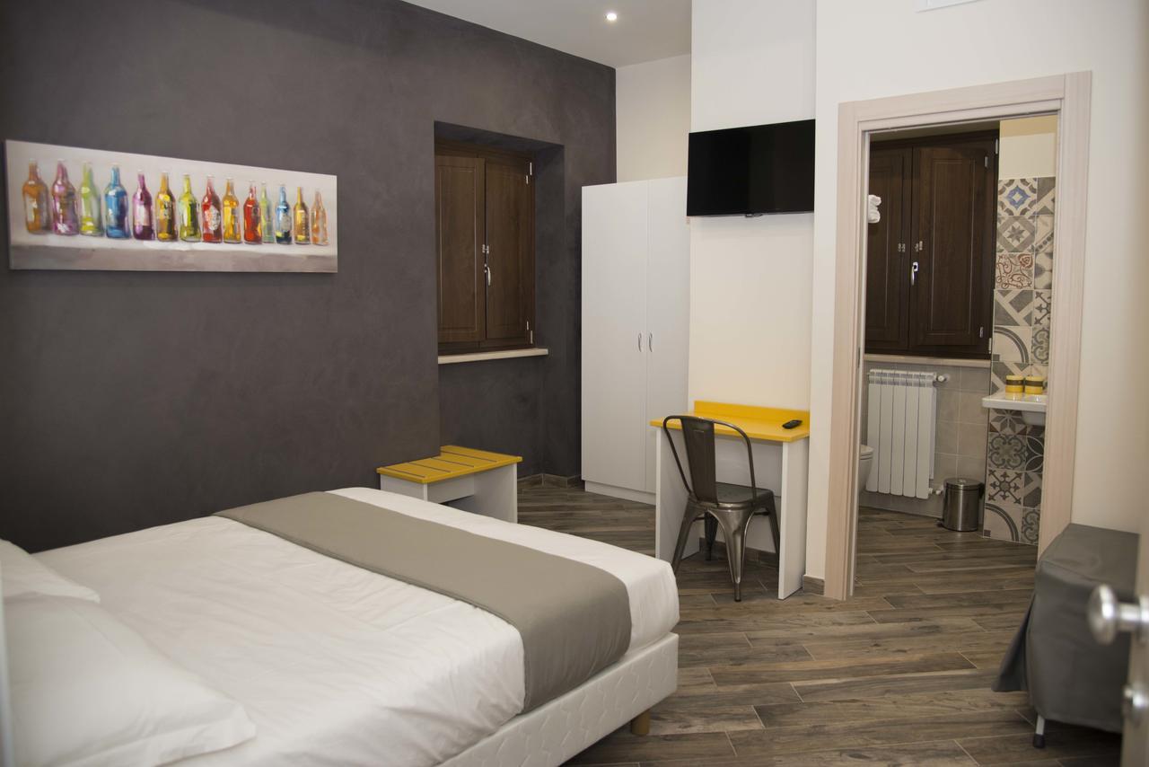 La Tenuta Di Trimalcione Pofi Kültér fotó